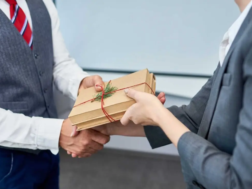 quà tặng đối tác dịp tết - yensaovinhphuoc.vn