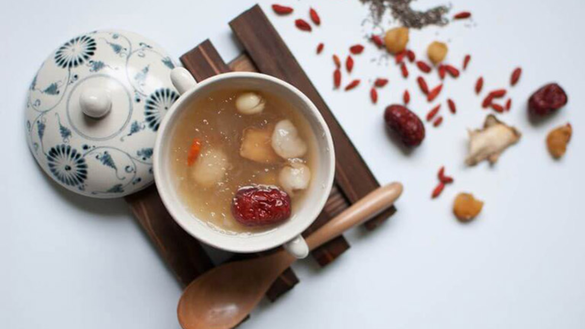 che-bien-mon-ngon-tu-to-yen-sao-yensaovinhphuoc.vn