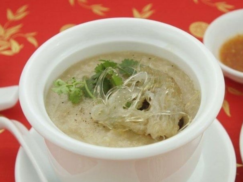 huong-dan-nau-chao-to-yen-sao-bo-duong-cho-tre-yensaovinhphuoc (1)