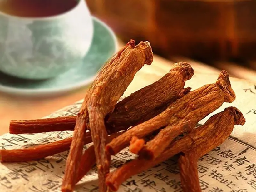 bi-quyet-che-bien-yen-chung-hong-sam-thom-ngon-chuan-vi-yensaovinhphuoc