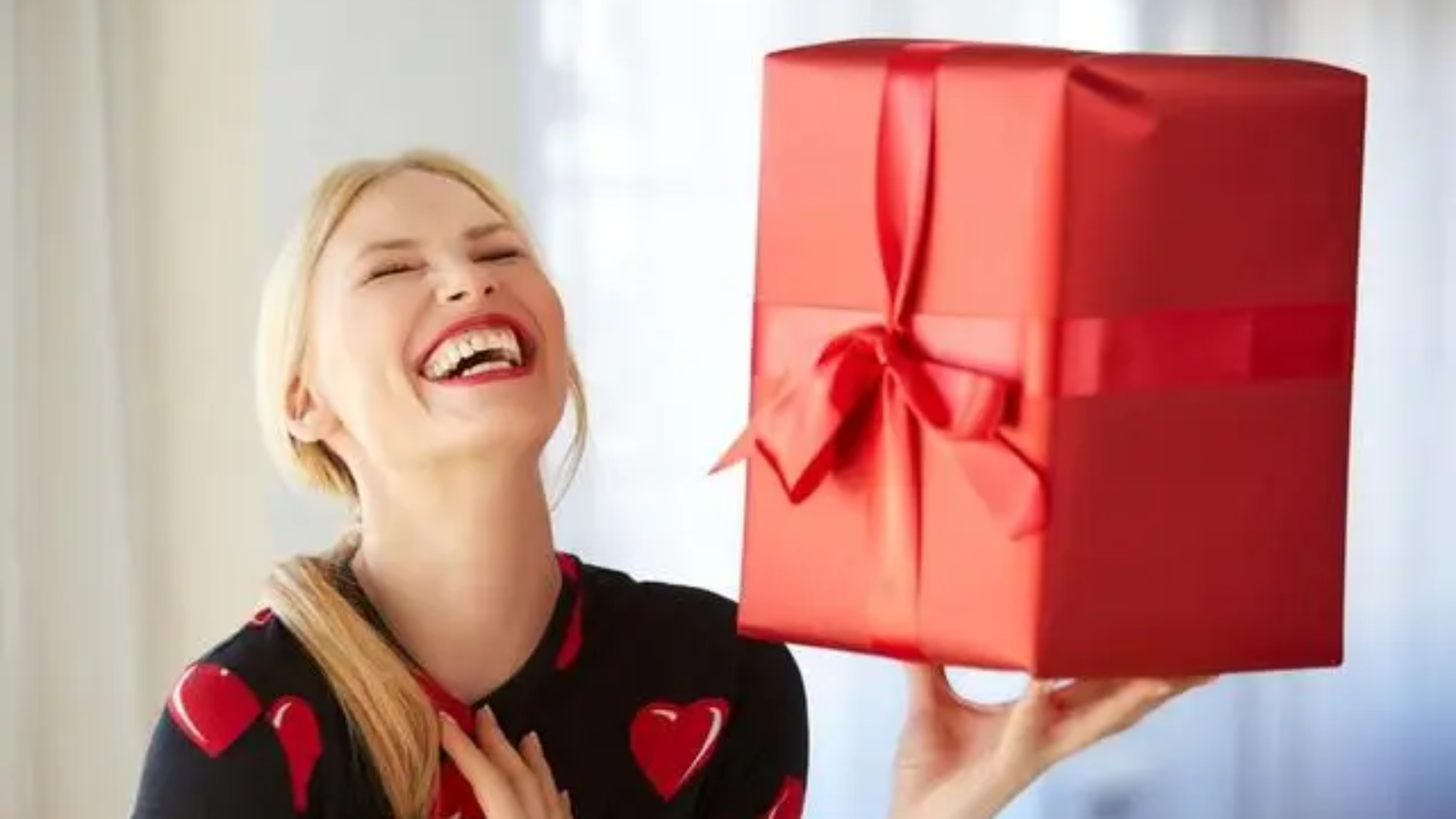 qua-tang-sinh-nhat-tinh-te-danh-cho-phai-dep-yensaovinhphuoc