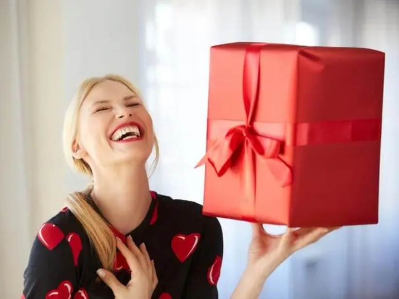 qua-tang-sinh-nhat-tinh-te-danh-cho-phai-dep-yensaovinhphuoc