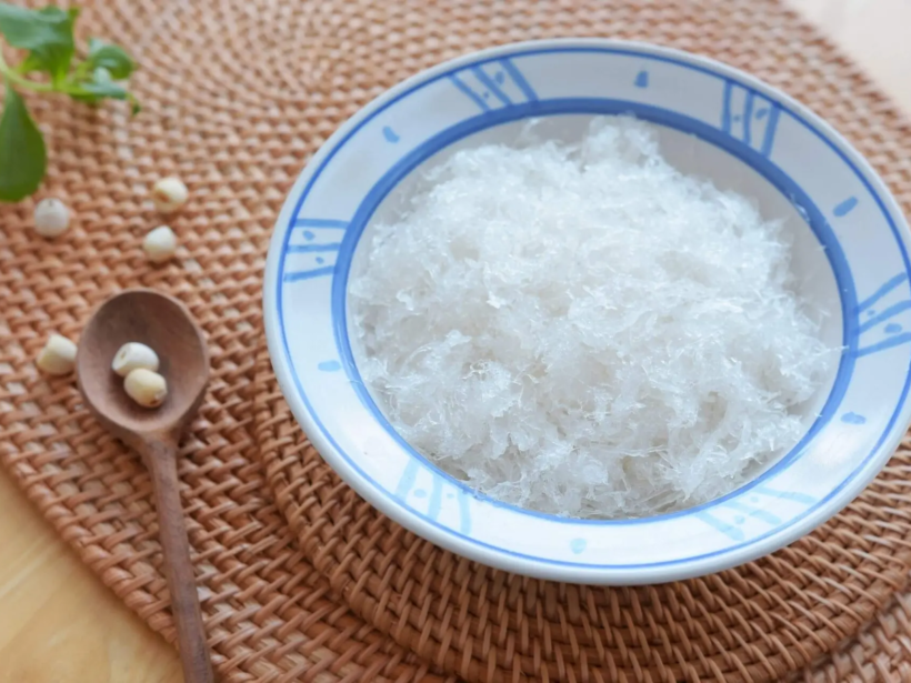 yen-tuoi-la-gi-yen-tuoi-co-gi-khac-so-voi-yen-tinh -che-yensaovinhphuoc (1)