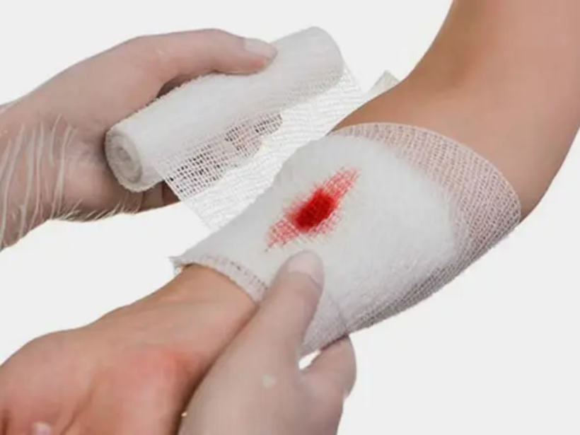 nhung-thuc-pham-giup-mau-lanh-vet-thuong-yensaovinhphuoc (1)