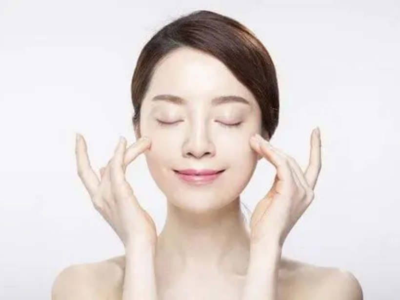 tac-dung-lam-dep-da-cua-yen-sao-khong-phai-ai-cung-biet-yensaovinhphuocvn