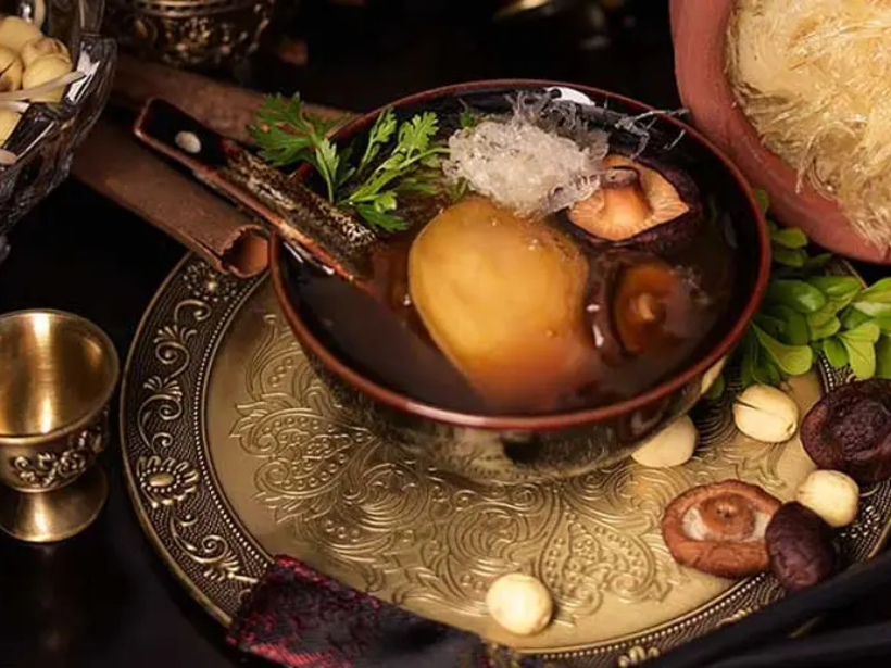 huong-dan-che-bien-sup-yen-sao-bao-ngu-thom-ngon-tai-nha-yensaovinhphuoc-3