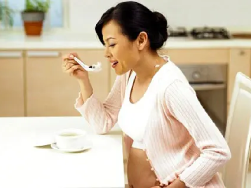 yen-sao-cho-ba-bau-cong-thuc-3-mon-an-tot-cho-thai-nhi-yensaovinhphuocvn (1)