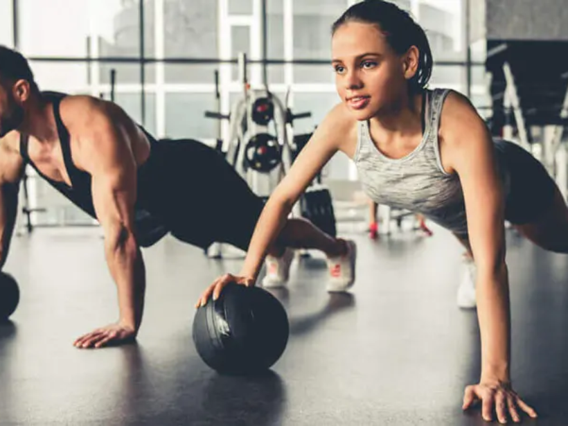 yen-sao-cho-nguoi-tap-gym-xay-dung-co-bap-giu-dang-hieu-qua-yensaovinhphuocvn